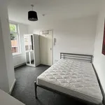 Rent 6 bedroom house in Yorkshire And The Humber