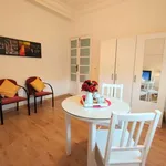 Rent a room of 90 m² in valencia