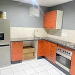 Rent 2 bedroom apartment of 655 m² in Johannesburg