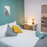 Rent a room of 120 m² in madrid