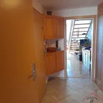 Pronajměte si 3 ložnic/e byt o rozloze 99 m² v Prague