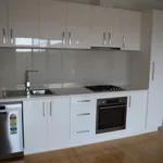 Rent 2 bedroom apartment in Clayton