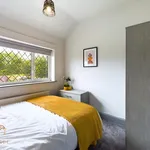 Rent 1 bedroom flat in Wakefield