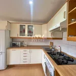 Pronajměte si 3 ložnic/e byt o rozloze 80 m² v Prague