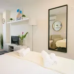 Rent 2 bedroom apartment of 30 m² in Madrid