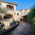 Rent 5 bedroom house of 350 m² in Castel di Sasso