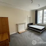 Rent 4 bedroom flat in Dundee