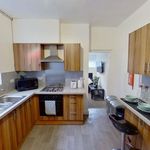 Rent 6 bedroom flat in East Midlands