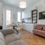 Rent 3 bedroom apartment of 69 m² in Milano