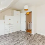 Rent 4 bedroom apartment in East Of England