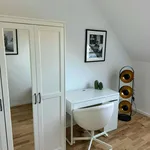 Rent a room of 90 m² in Düsseldorf