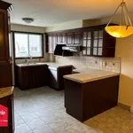 Rent 7 bedroom apartment in Montreal