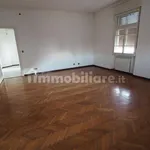 Affitto 2 camera appartamento di 65 m² in Triest