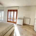 Rent 1 bedroom apartment of 100 m² in Venezia