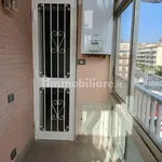 Affitto 5 camera appartamento di 140 m² in Catania