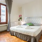 Rent 1 bedroom apartment of 52 m² in Florence