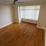 Rent 4 bedroom flat in South East England