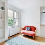 Appartement de 355 m² avec 1 chambre(s) en location à Paris