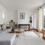 Rent 2 bedroom apartment of 56 m² in Paris