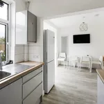 Rent 1 bedroom flat of 107 m² in Bristol