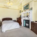 Rent 4 bedroom apartment in North Shore - Lower