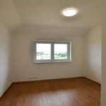 Pronajměte si 3 ložnic/e byt o rozloze 104 m² v Úhonice