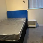 Rent 3 bedroom house in East Midlands