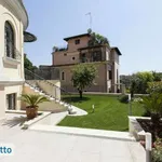 Rent 6 bedroom house of 500 m² in Rome