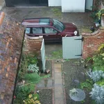 Rent 3 bedroom house in West Midlands