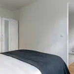 Appartement de 34 m² avec 2 chambre(s) en location à Paris