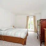 Rent 2 bedroom apartment in Kensington