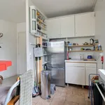 Rent 2 bedroom apartment of 70 m² in Paris