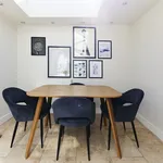 Rent 3 bedroom apartment of 60 m² in Weybridge