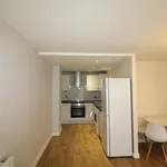 Rent 2 bedroom flat of 49 m² in Leeds