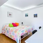 Rent a room in lisbon