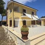 Rent 5 bedroom house of 160 m² in Syracuse