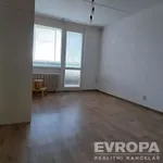 Rent 2 bedroom apartment of 78 m² in Hradec Králové