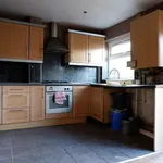 Rent 3 bedroom house in West Midlands