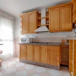 Rent 3 bedroom apartment in Granada