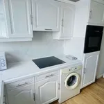 Appartement de 102 m² avec 6 chambre(s) en location à Poitiers