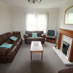 Rent 2 bedroom flat in Glasgow  West