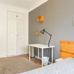 Rent a room in lisbon