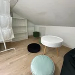 Appartement de 9 m² avec 1 chambre(s) en location à St Etienne