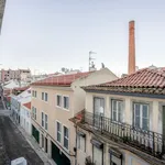 Rent 3 bedroom apartment of 65 m² in Lisbon