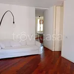 Rent 2 bedroom apartment of 65 m² in Milano