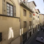 Rent 1 bedroom apartment of 75 m² in Florence