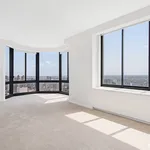 Rent 3 bedroom apartment of 232 m² in New York