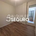 Rent 4 bedroom apartment of 109 m² in Manresa