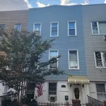 Rent 3 bedroom apartment of 78 m² in NY