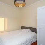 Rent a room in lisbon